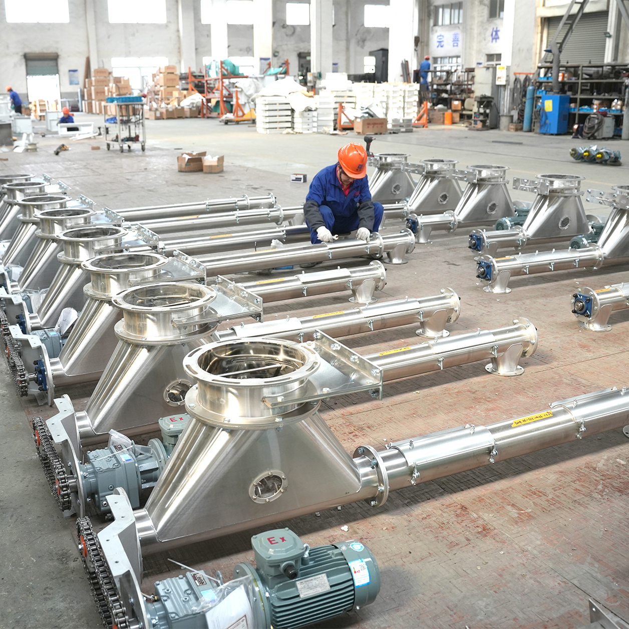 How to choose the right screw feeder for your production line