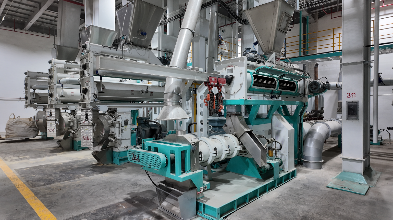 EXTRUDER PROCESS