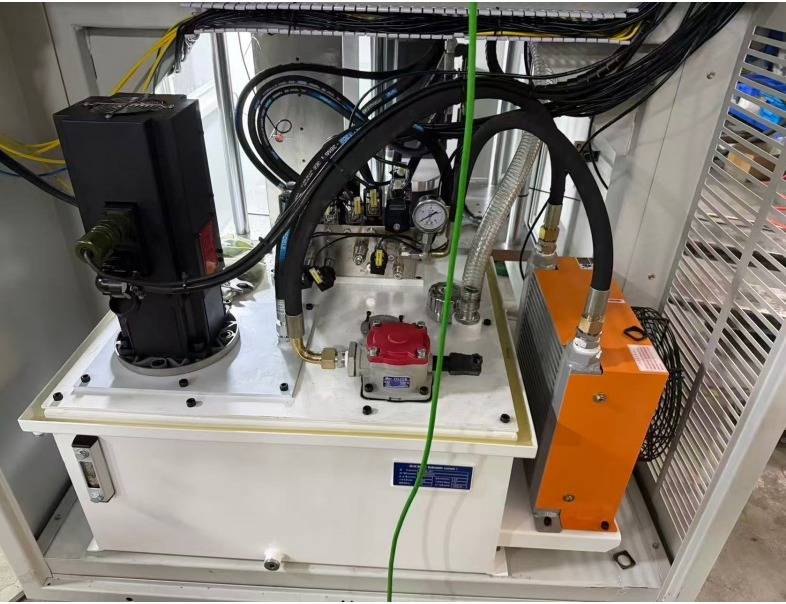 10(0637fc006a).jpg