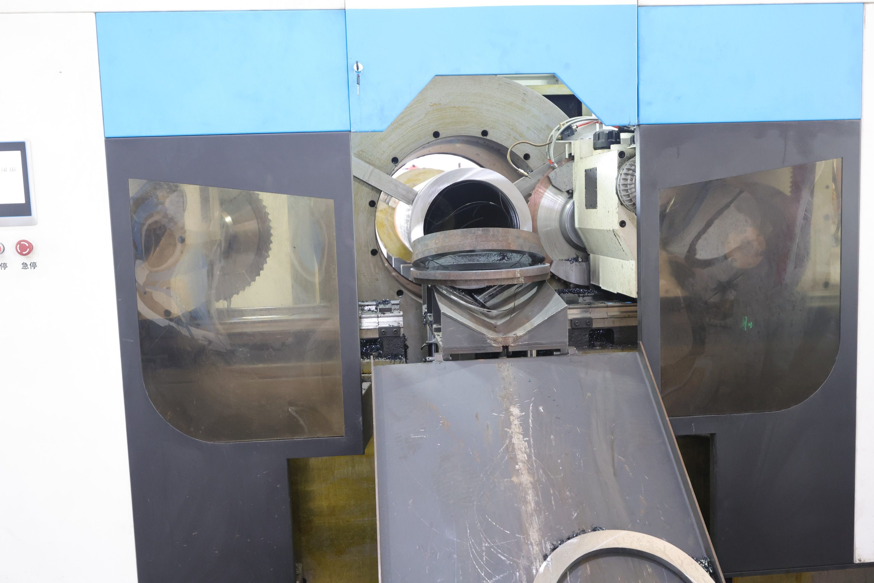 Heavy-duty Circular Saw Machine16.JPG
