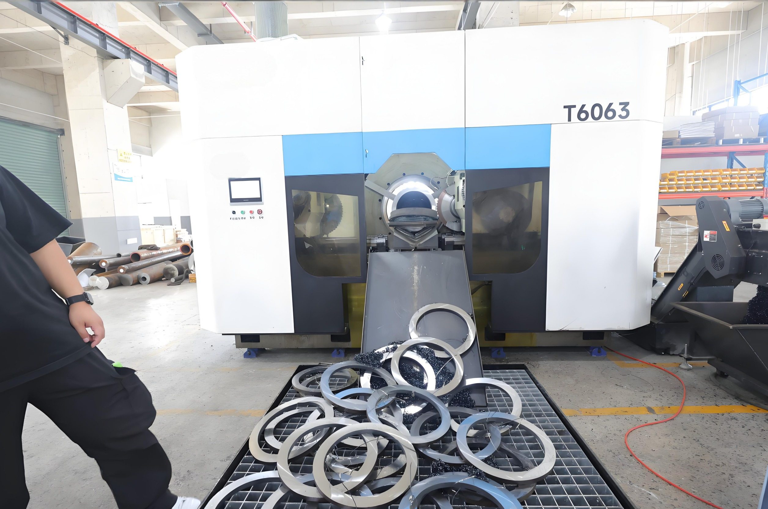 Heavy-duty Circular Saw Machine15.jpeg