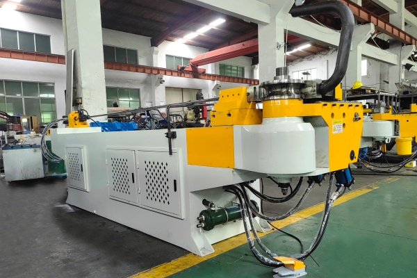 75NC Semi-Automatic Pipe Bending Machine4.jpg