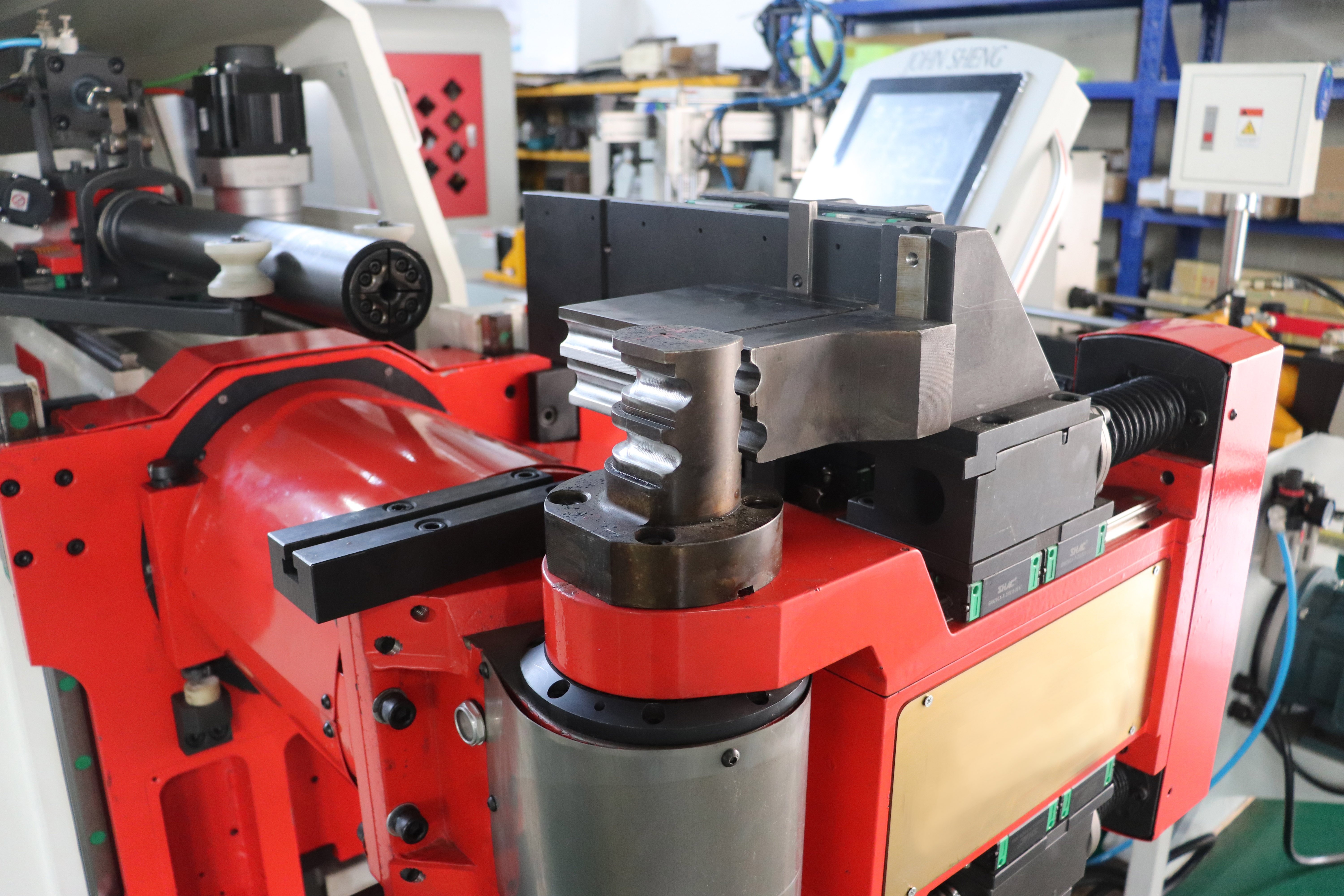 360-degree rotating machine for headrest and anti-roll bar stabiliser sway bar9.JPG