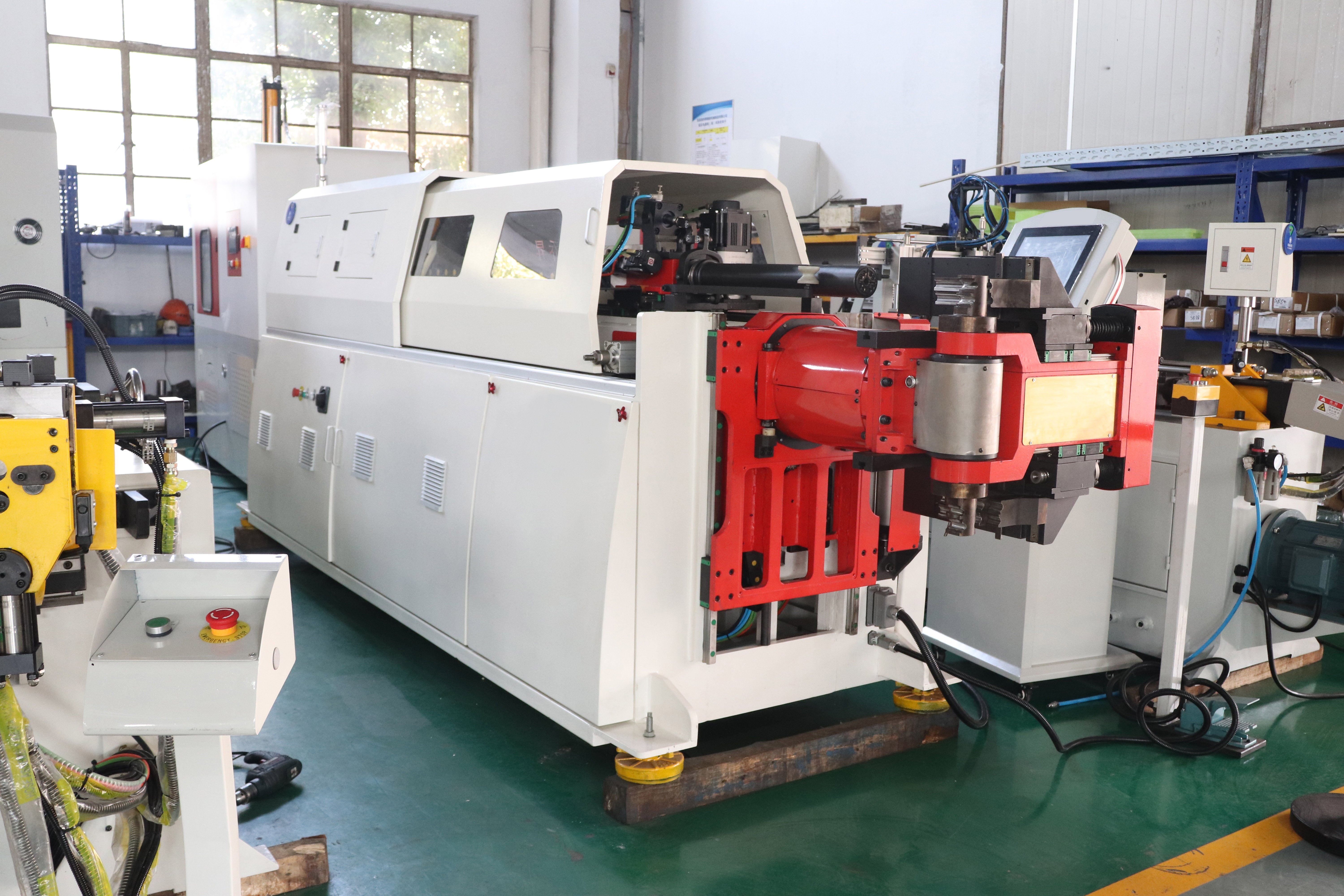 360-degree rotating machine for headrest and anti-roll bar stabiliser sway bar6.JPG
