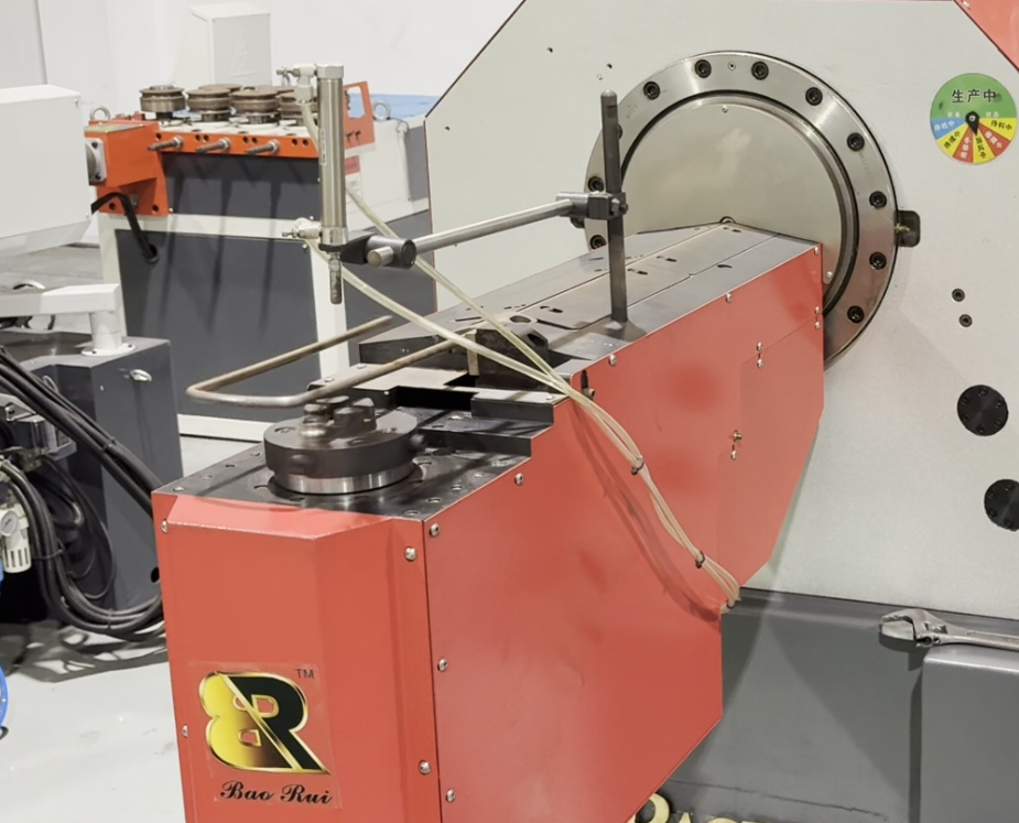 The 408 3D CNC rotary wire bending machine is designed for complex spatial wire products. It combines wire feeding, rotary head movement and bending to achieve 3D forming. With 0–±180° bidirectional rotation and forward/backward wire feeding, it reduces manual adjustment and improves production flexibility. Suitable for Φ3–Φ8 mm wire with an 800 mm working area, the machine meets the batch production needs of automotive wire frames, seat structures, metal brackets and other 3D wire products.