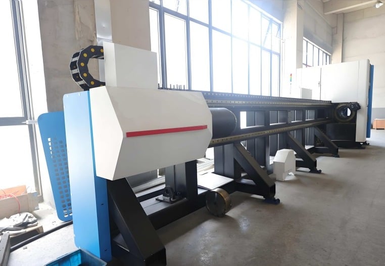 Heavy-duty Circular Saw Machine4.jpeg