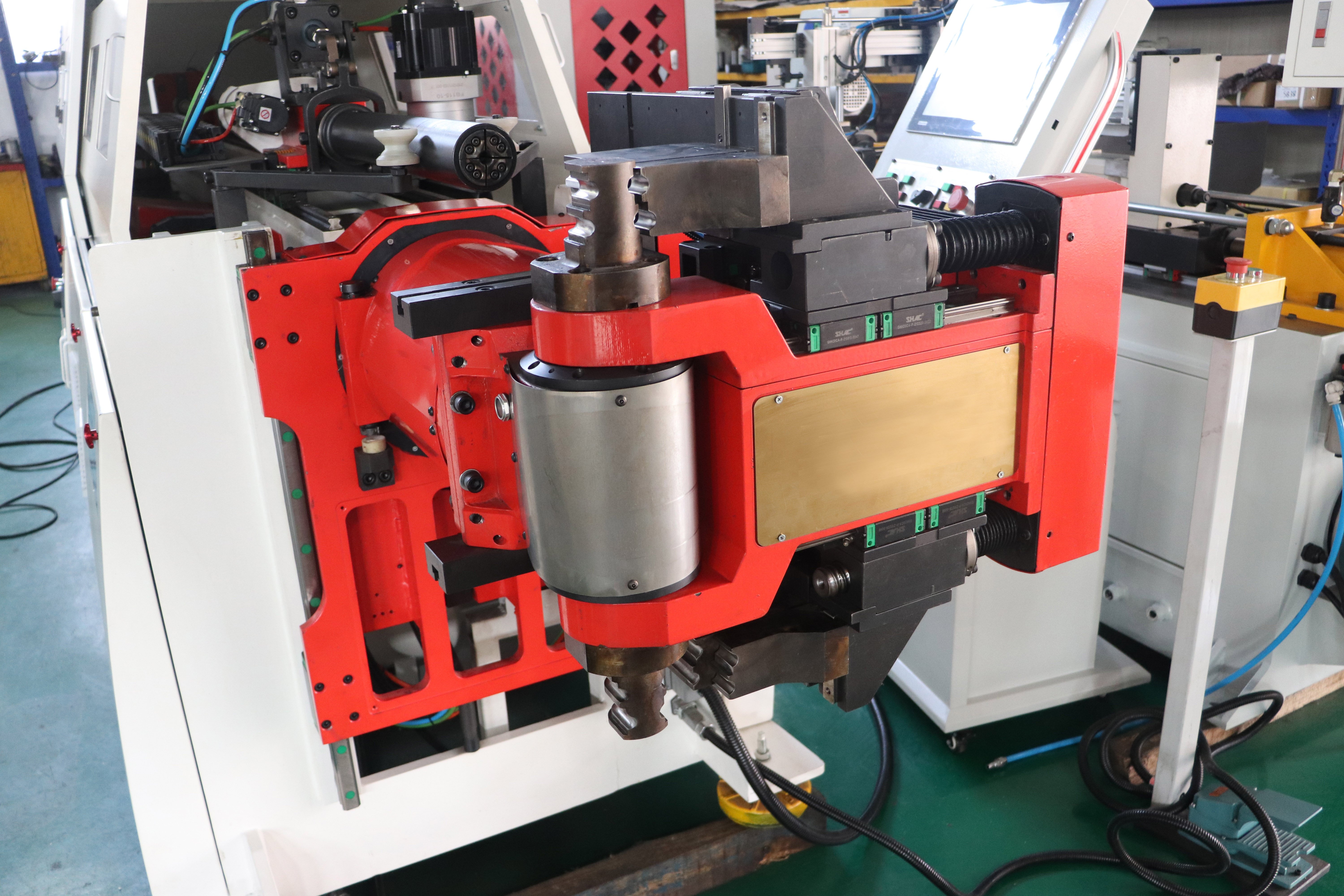 360-degree rotating machine for headrest and anti-roll bar stabiliser sway bar10.JPG