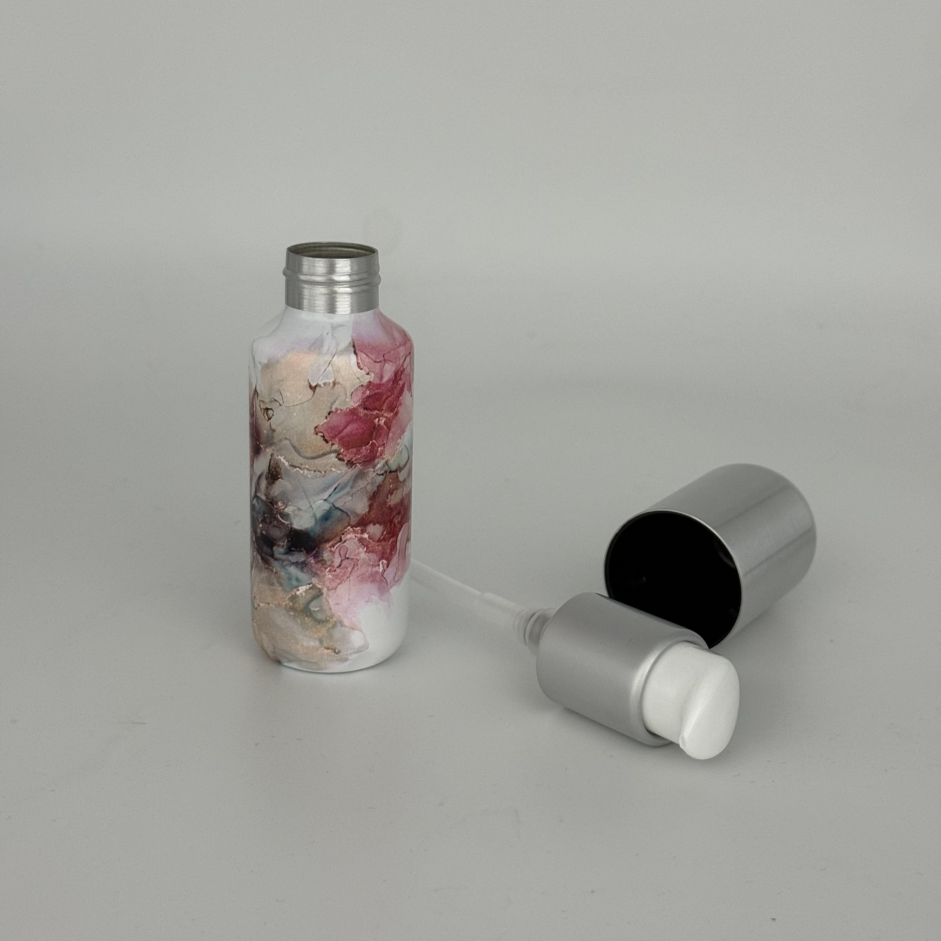 bolga Alumainim Luachmhar 100ml le Scroill, Bolga Alumainim do Lóisiún