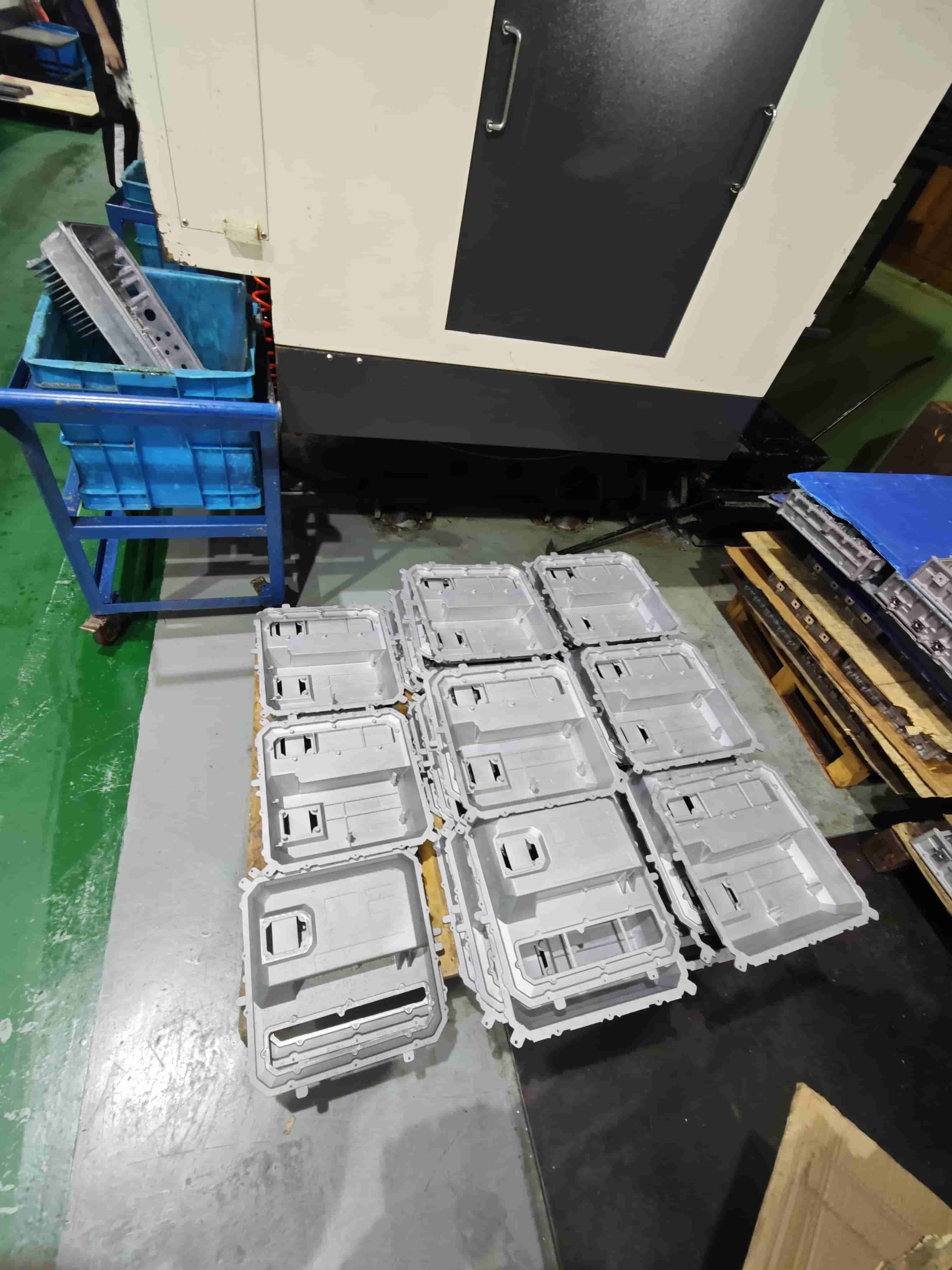 Dostosowywanie produktów z legity aluminioowych wytwarzanych metodą ciśnieniowego lejania —— dostosowywanie wszelkich produktów z legitu aluminowej od form do lejania, aż do obróbki CNC, kompleksowe usługi produkcyjne