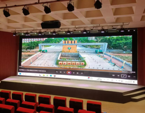 Zašto se Skyworthov mikro LED ekran smatra budućnošću komercijalnih prikaza?