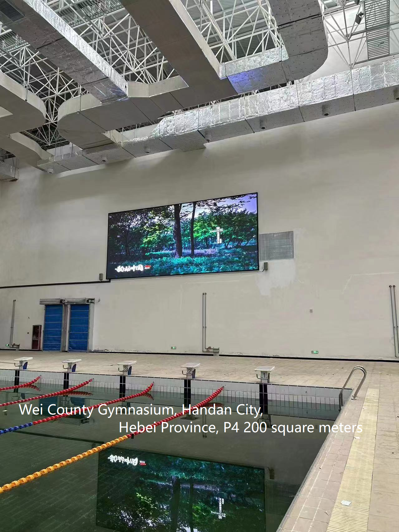 Why Outdoor Displays Are Essential for Advertising