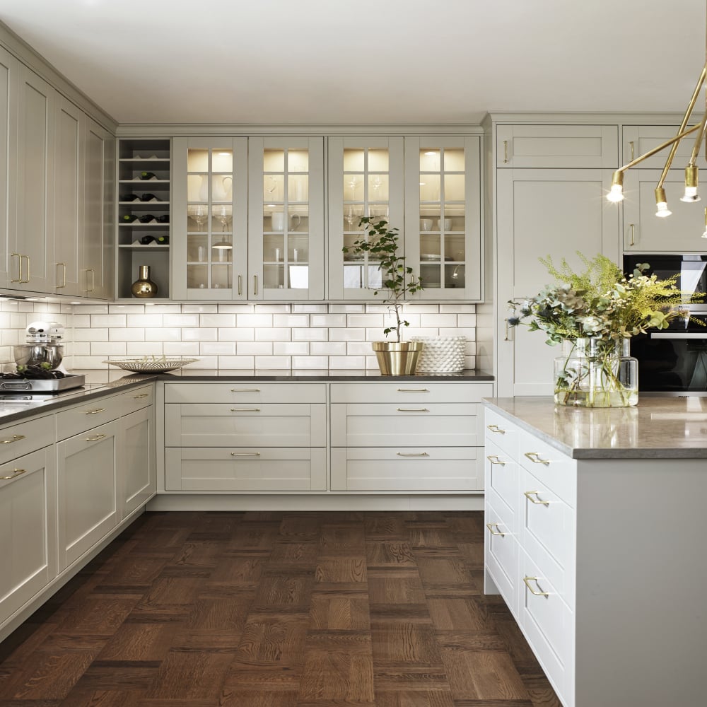 White Kitchen Unit Melamine Board Sink Custom Made Solid Wood Kitchen Furniture Shaker Style Kitchen Island Cabinet