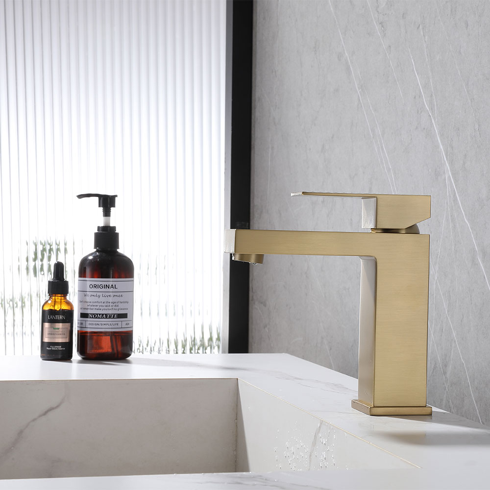 High Quality Luxury Brass Wall Mounted Cold And Hot Water Faucet Single Hole Basin Faucet Bathroom Wash Basin Hand Basin