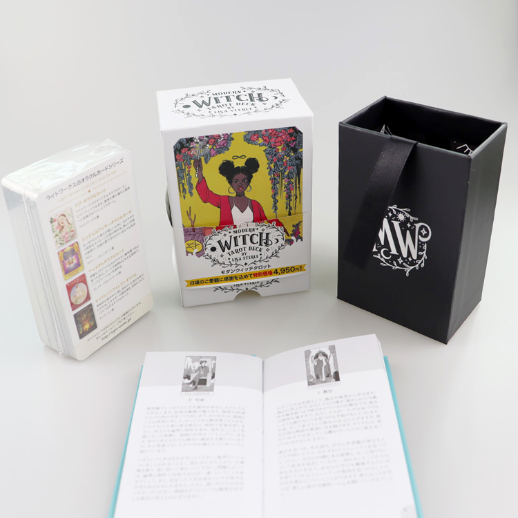 Jeu de tarot moderne Sorcière avec bords holographiques arc-en-ciel et guide inclus OEM ODM