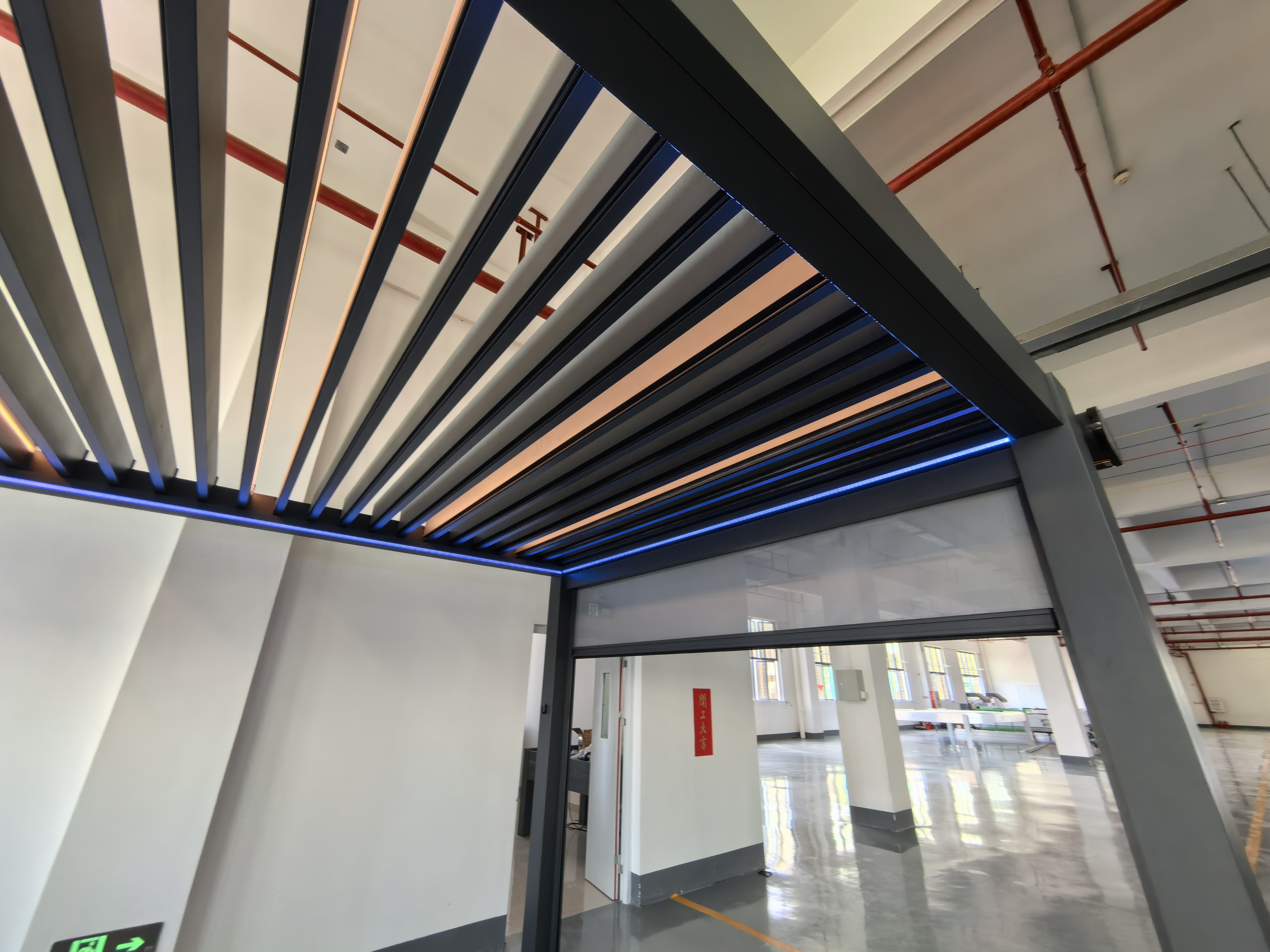 Which Waterproof Pergola Fits Commercial Outdoor Spaces?