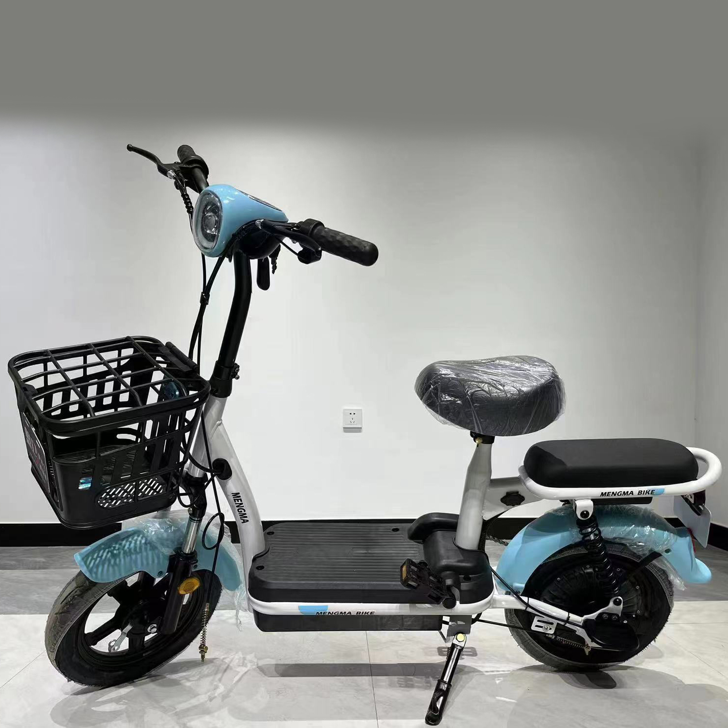 High Quality 350W Electric Scooter LCD Display for Urban Custom