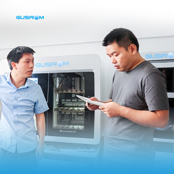 Gusrom employee training | Customer oriented employee empowerment training