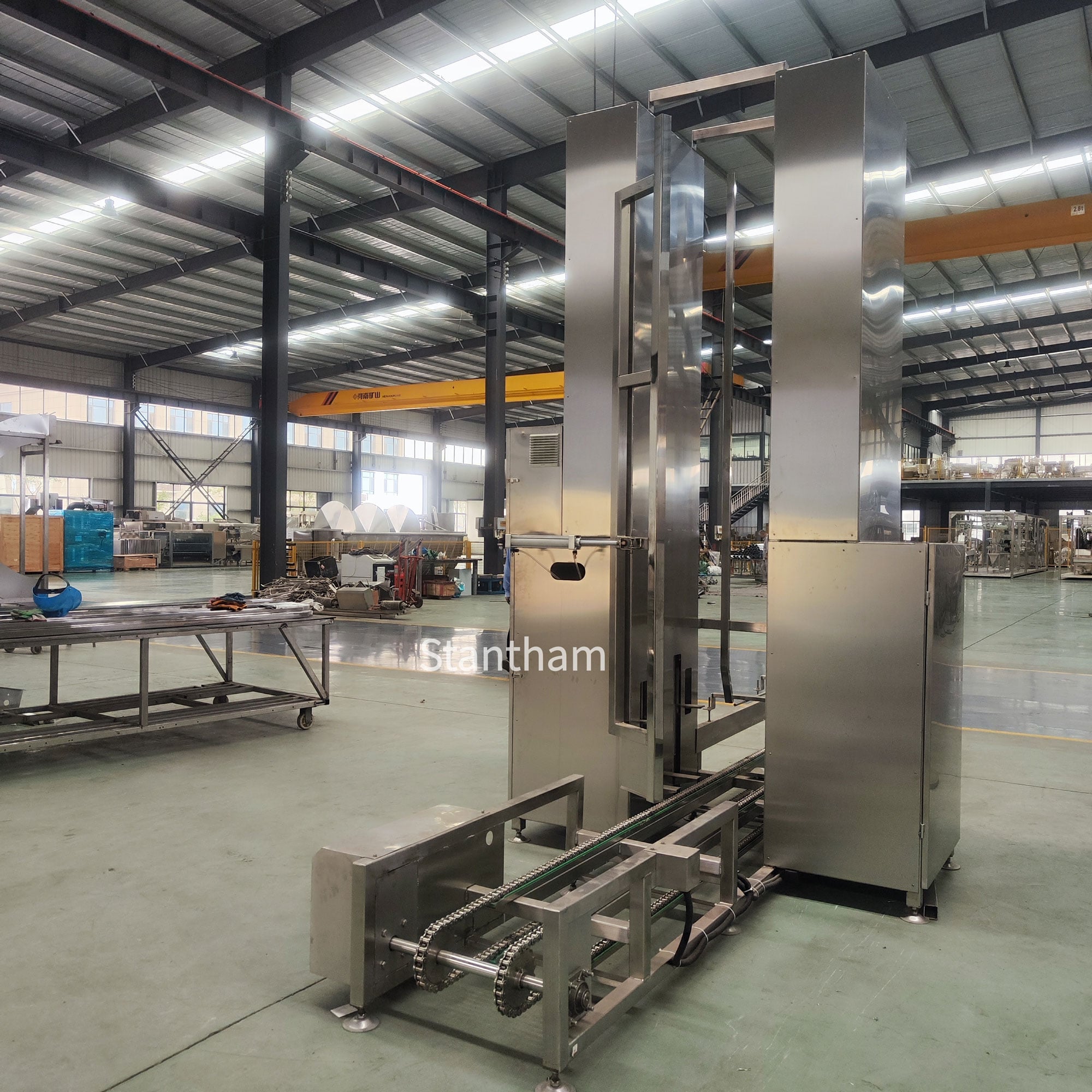 Automatic-Cage-Stacking-Machine-(5).jpg