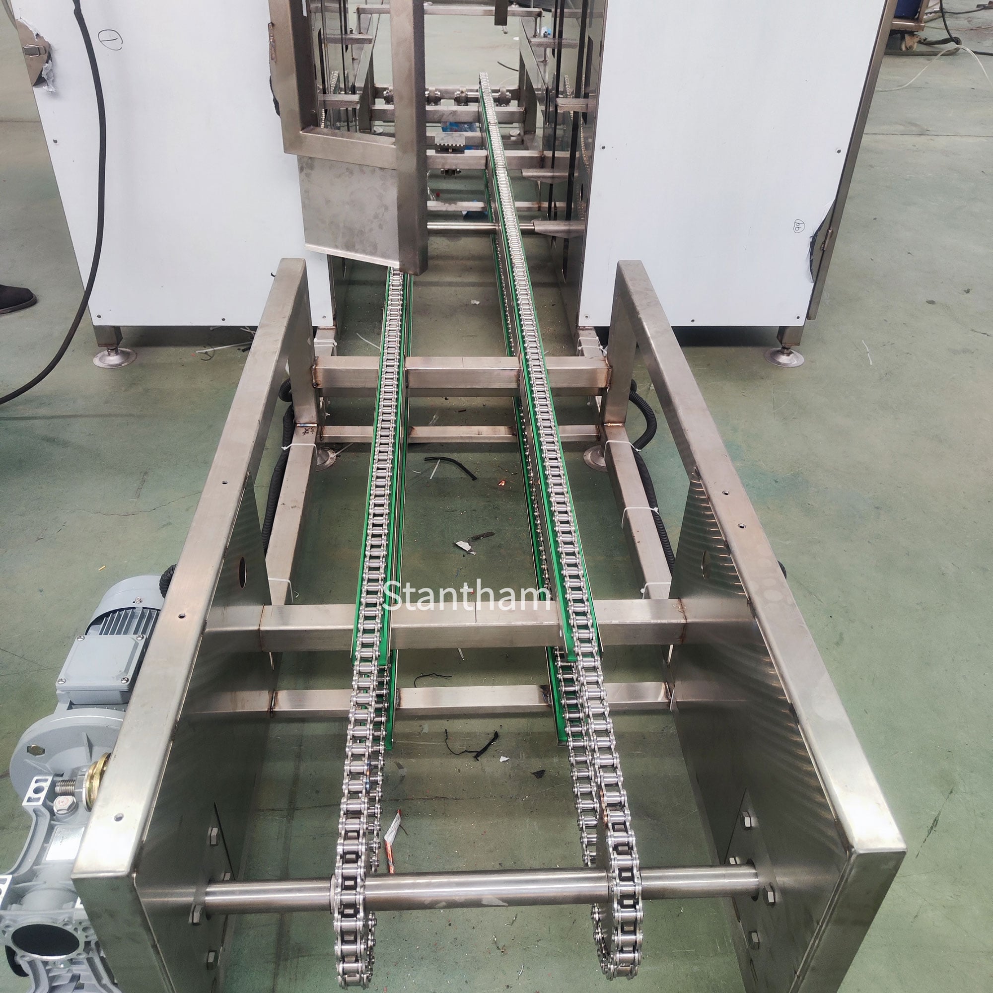 Automatic-Cage-Stacking-Machine-(6).jpg