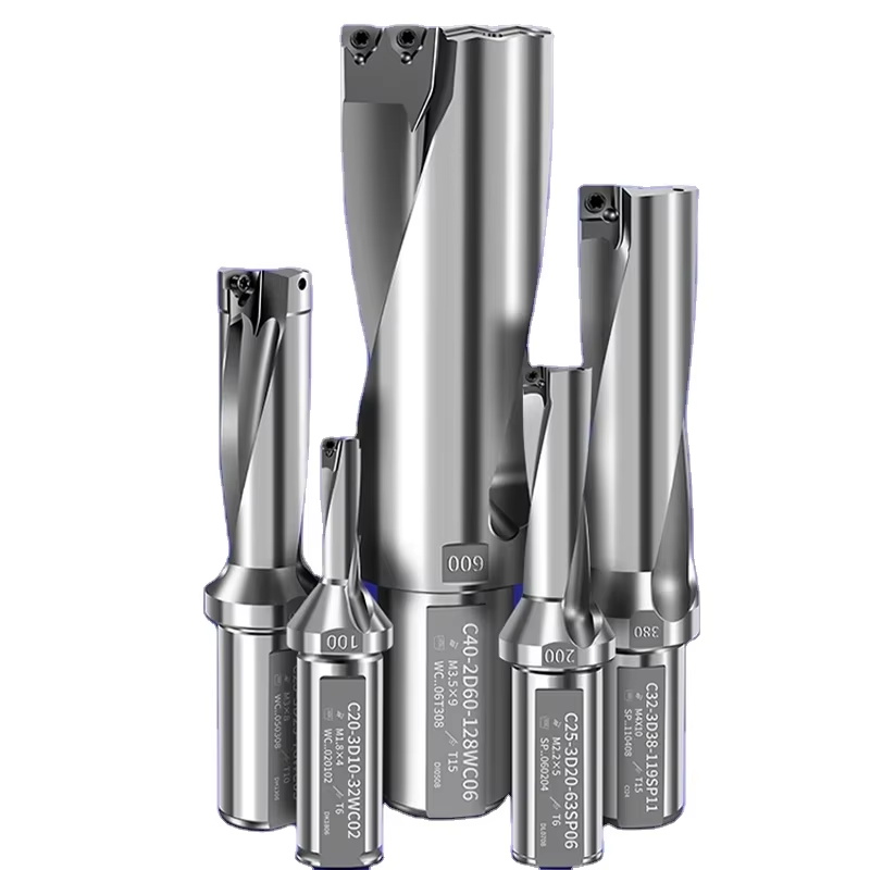 What are the differences between high-speed steel and carbide tools?