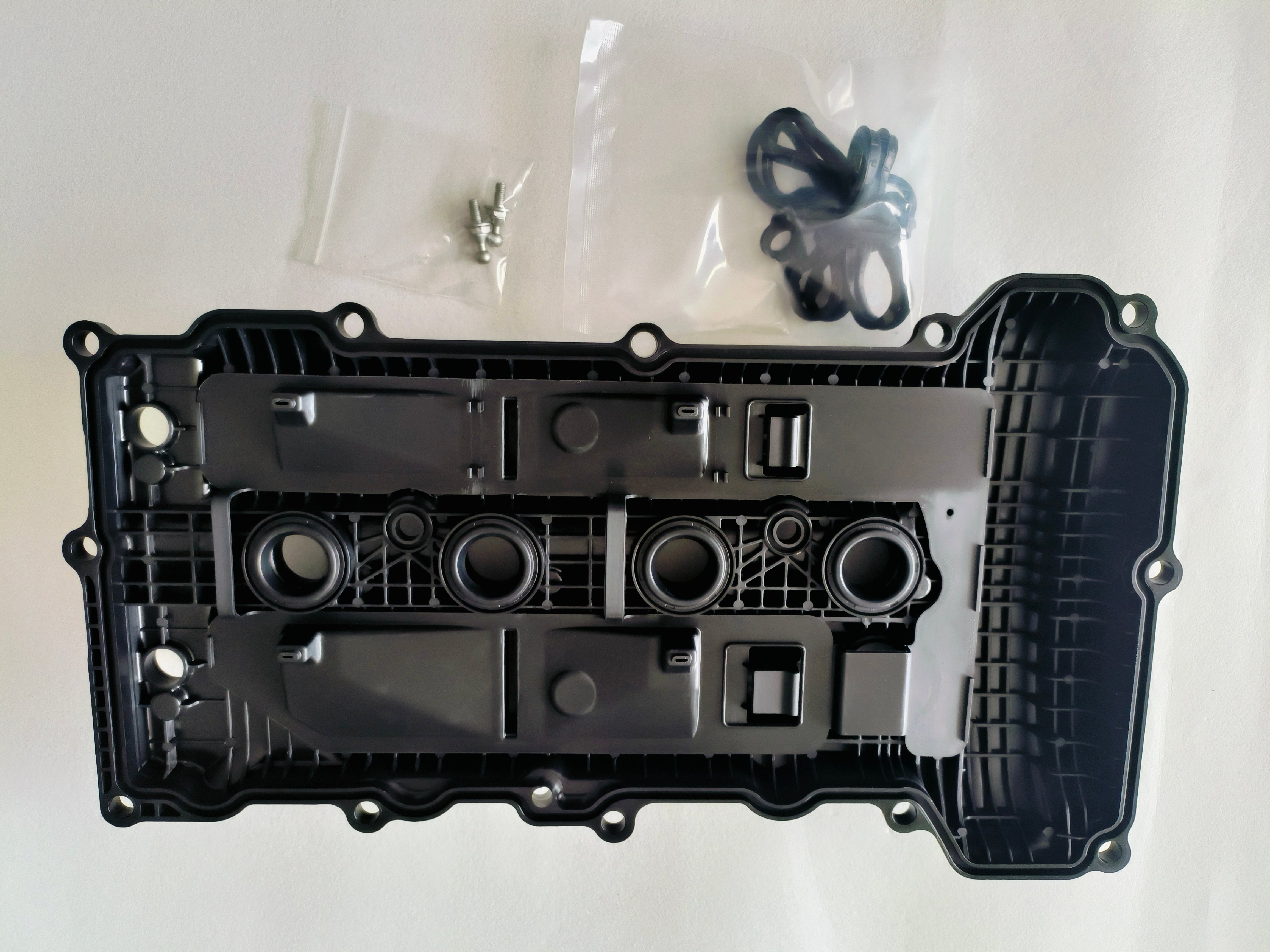 2411-2GGB0 | Hyundai/Kia Valve Cover Body
