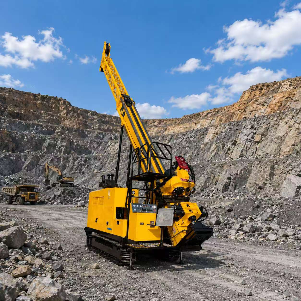 HCR-8 Tracked All-hydraulic Power Head Core Drilling Rig with Imported Brand Pumps and Motors