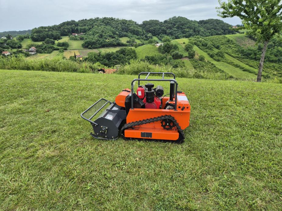 Mawnwyr Lawn Pellgynhwysydd Ocsigen, Diesel a Batris: Datrysiadau Kesen ar gyfer Orchddau a Ffermydd y Balkan