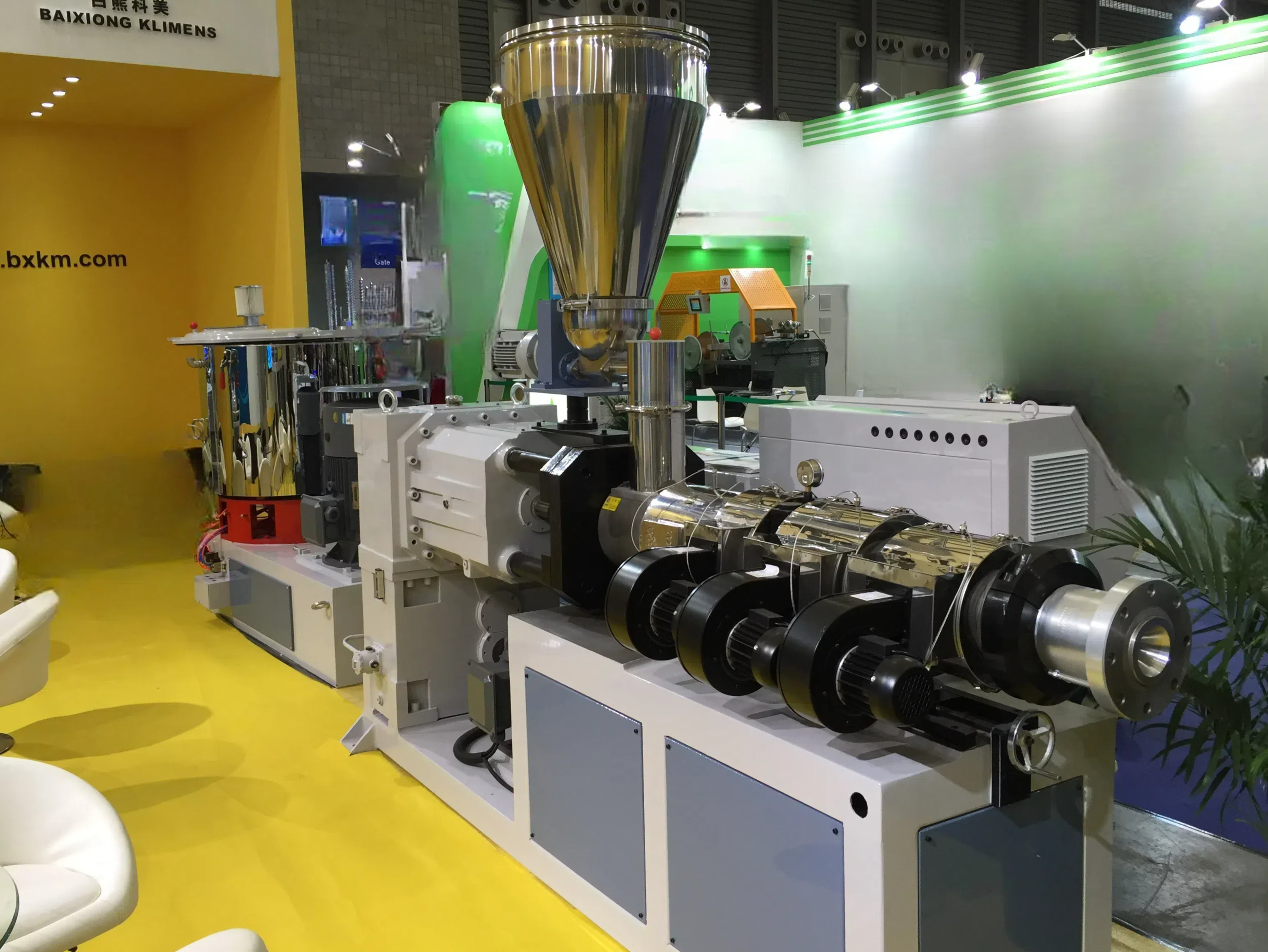 SJSZ Series Conical Twin-Screw Plastic Extruder factory