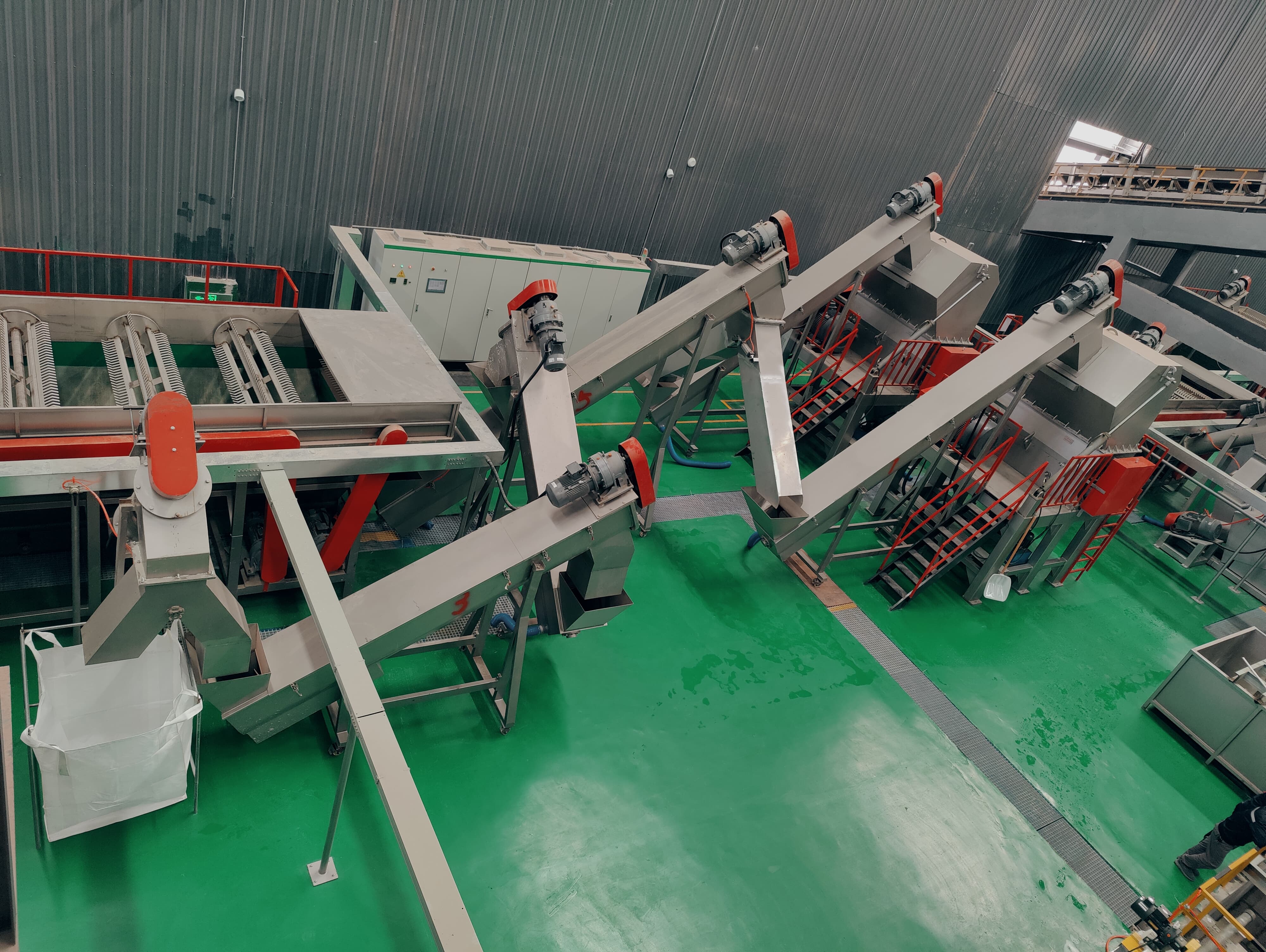 How Does Professional Lead-Acid Battery Recycling Help Reduce Environmental Pollution?