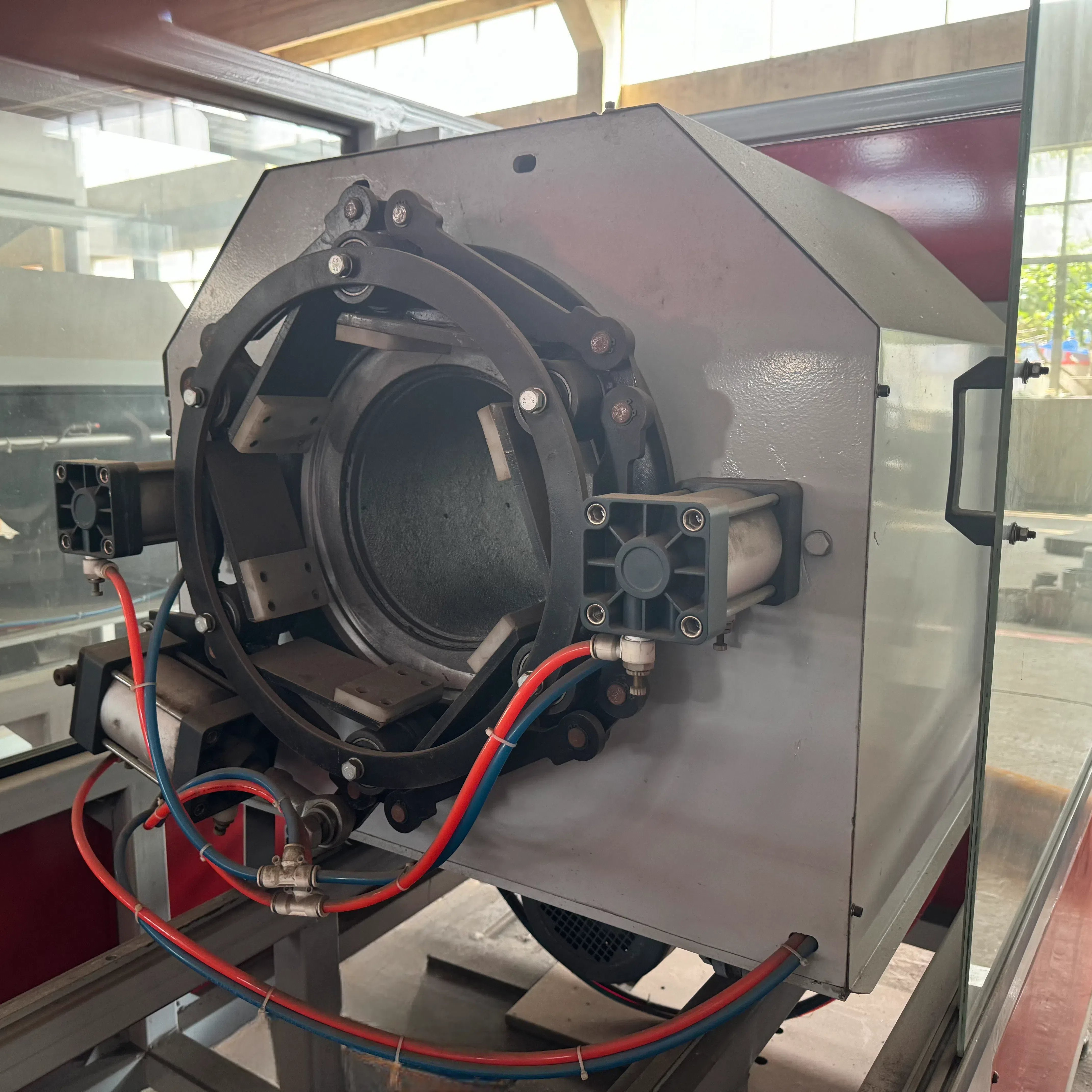 Dust-Free Cutter-B