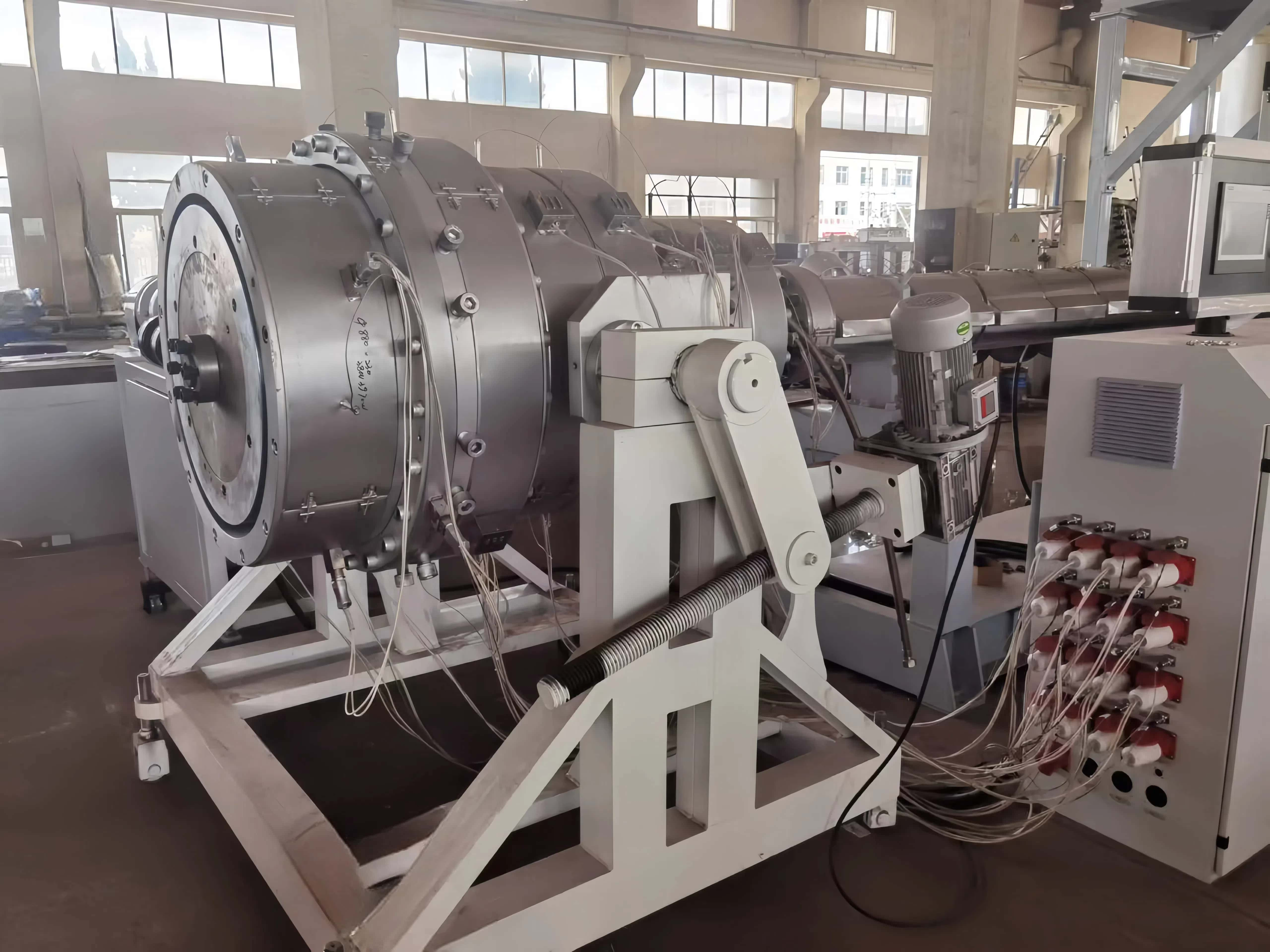 ¿Cómo resolver los problemas comunes de calidad en el proceso de extrusión de tubos de plástico?