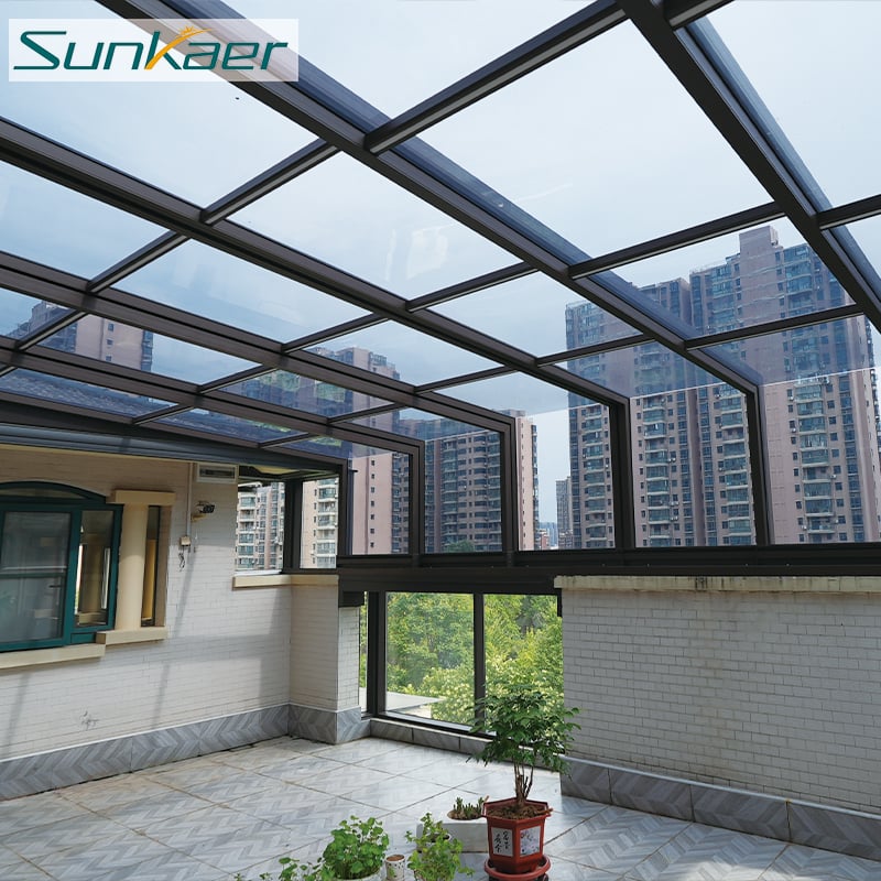 Retractable Roof Sunrooms: Add a “Breathable” Sanctuary to Your Home