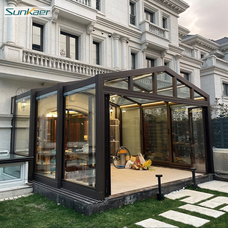 How to Choose a Mobile Sunroom: Materials, Size Tips & Must-Have Features