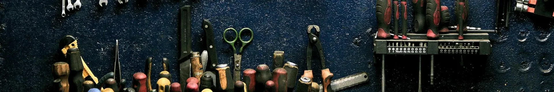 Bagaimana Pliers Kenari Baja Karbon Dapat Memenuhi Permintaan Klien B2B yang Beragam