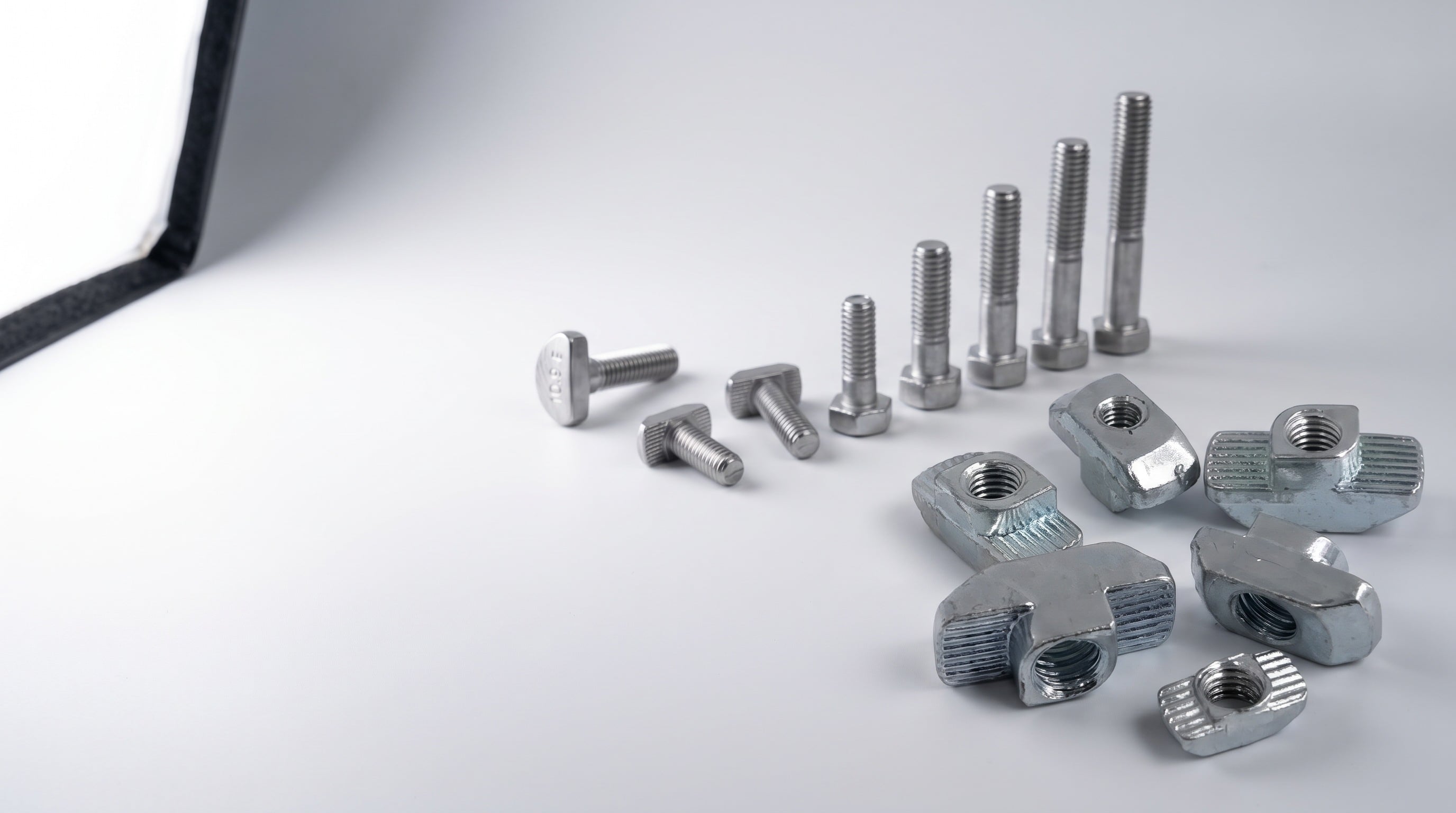 Fixacions tècniques, resistència inigualable