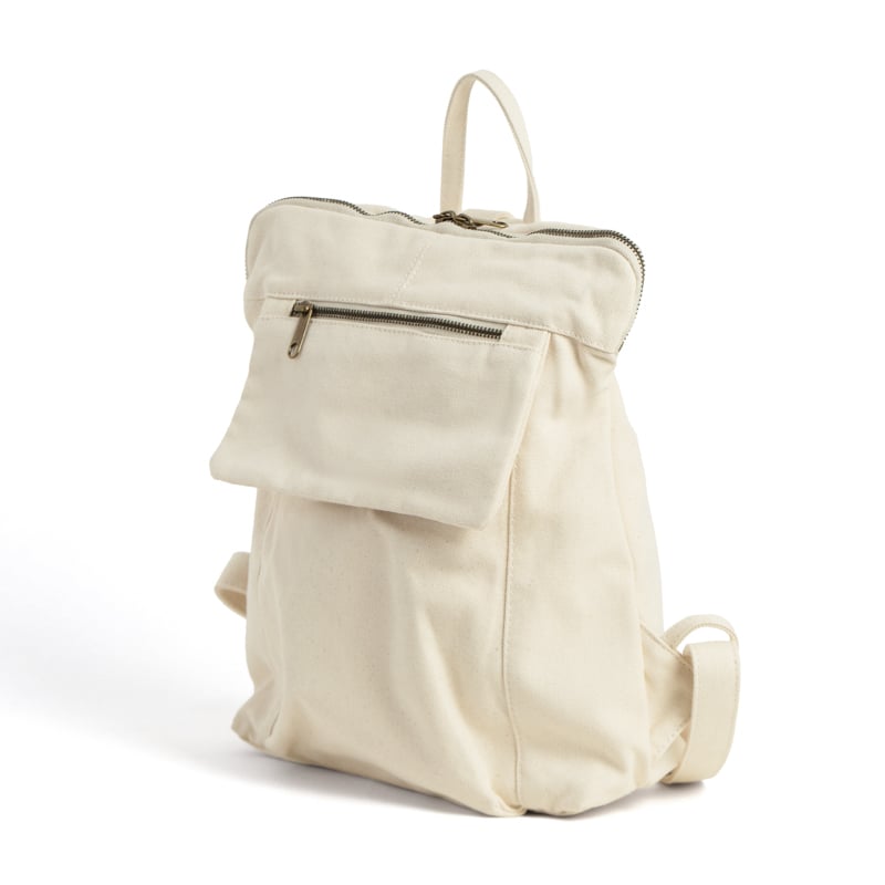 Drawstring Backpack vs Regular Backpack: Which Type Should Buyers Choose?