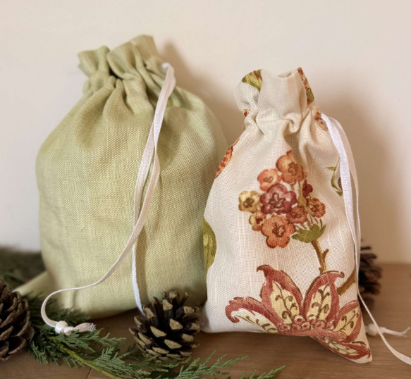 What Is a Drawstring Bag: Types, Materials and Uses