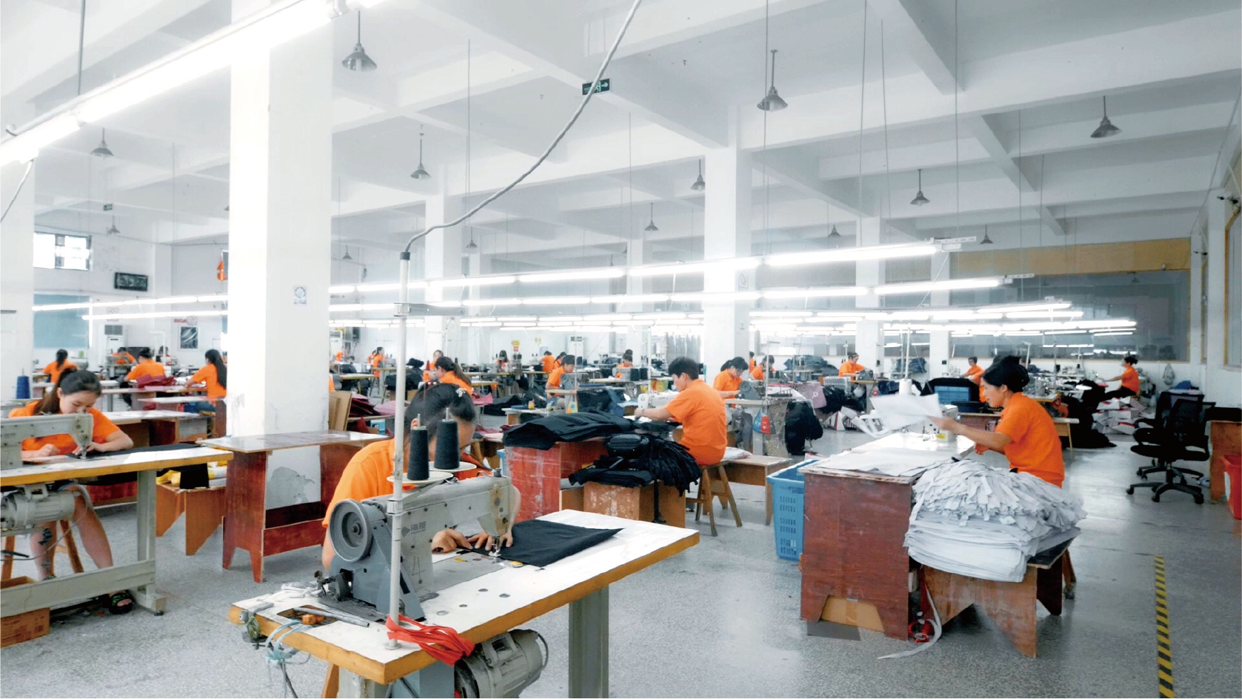 2015 — Zusammenarbeit mit globalen Marken