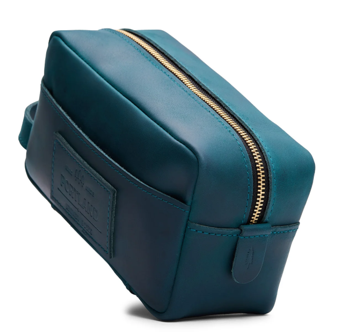 What Is a Toiletry Bag: Uses, Types, Materials & Size Guide