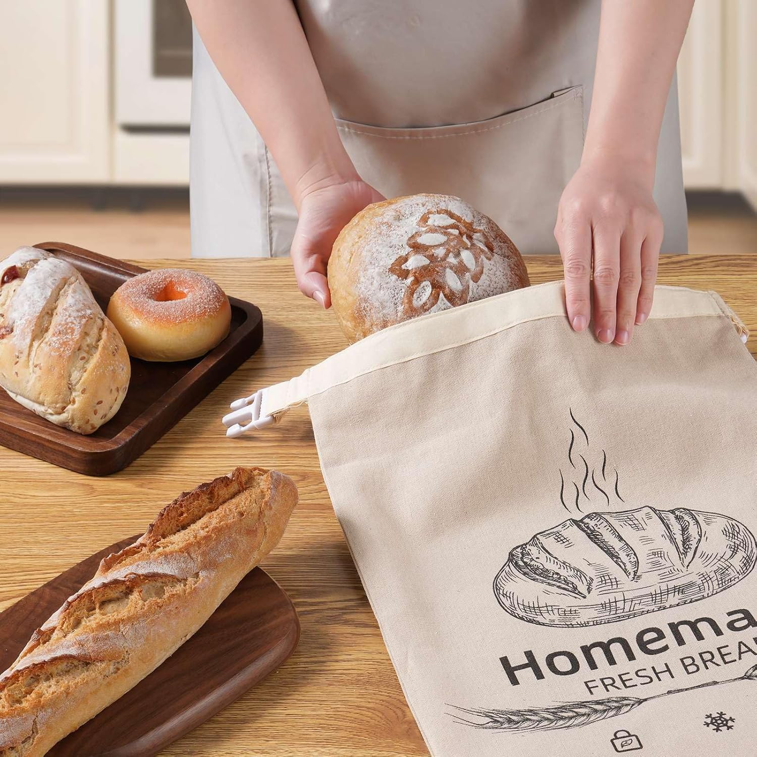Beeswax-Lined Linen Bread Bag with Roll-Top Buckle