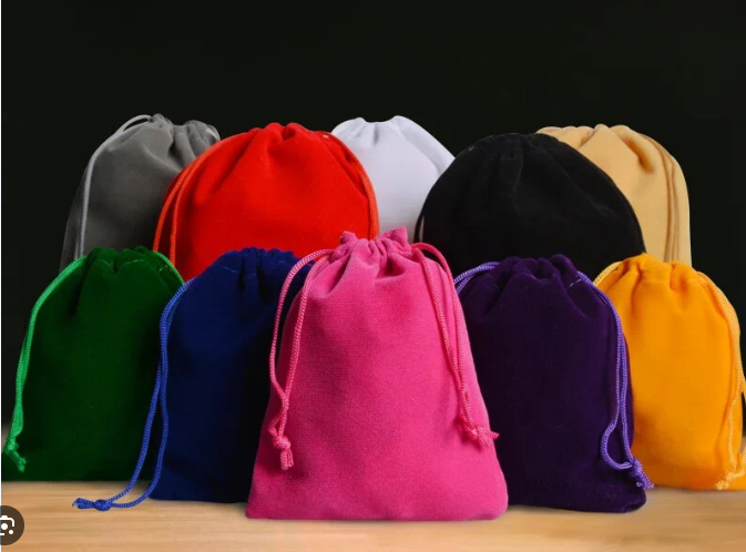 What Is a Drawstring Bag: Types, Materials and Uses