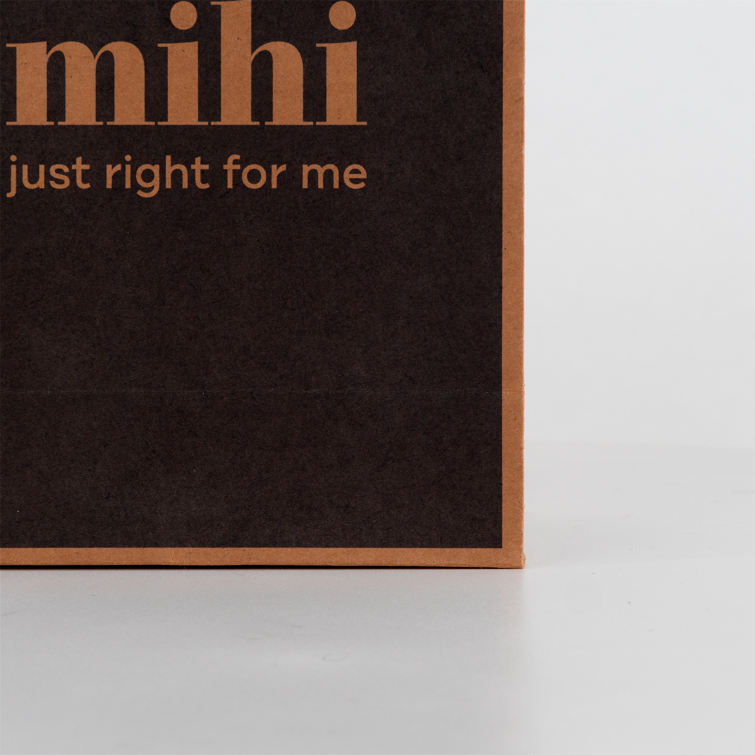Custom Printed Kraft Paper Shopping Bags with Twisted Handles for Retail Packaging