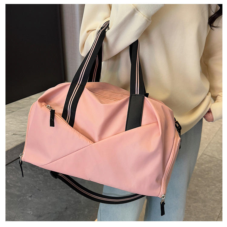 custom weekender bag.png
