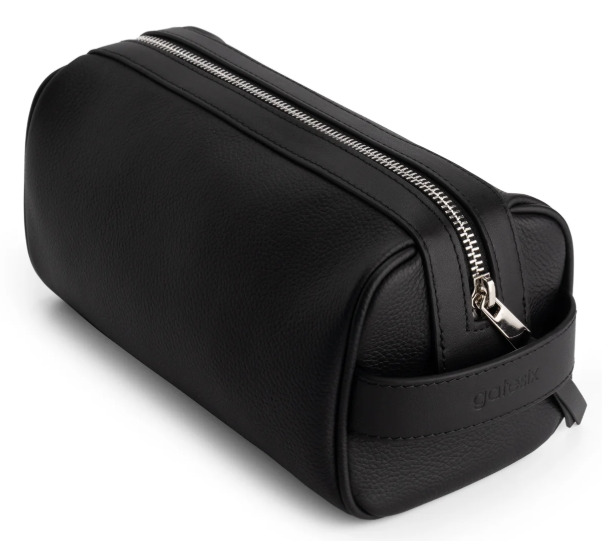 What Is a Toiletry Bag: Uses, Types, Materials & Size Guide