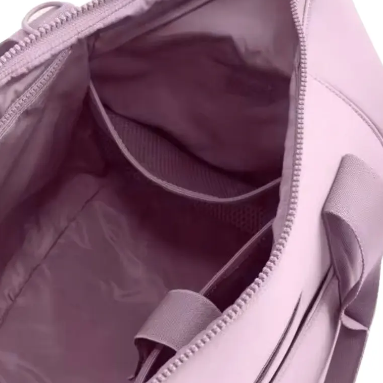 Interior pocket.png