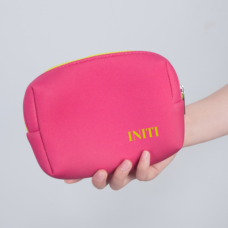 Compact Padded Cosmetic Pouch with Contrast Zipper