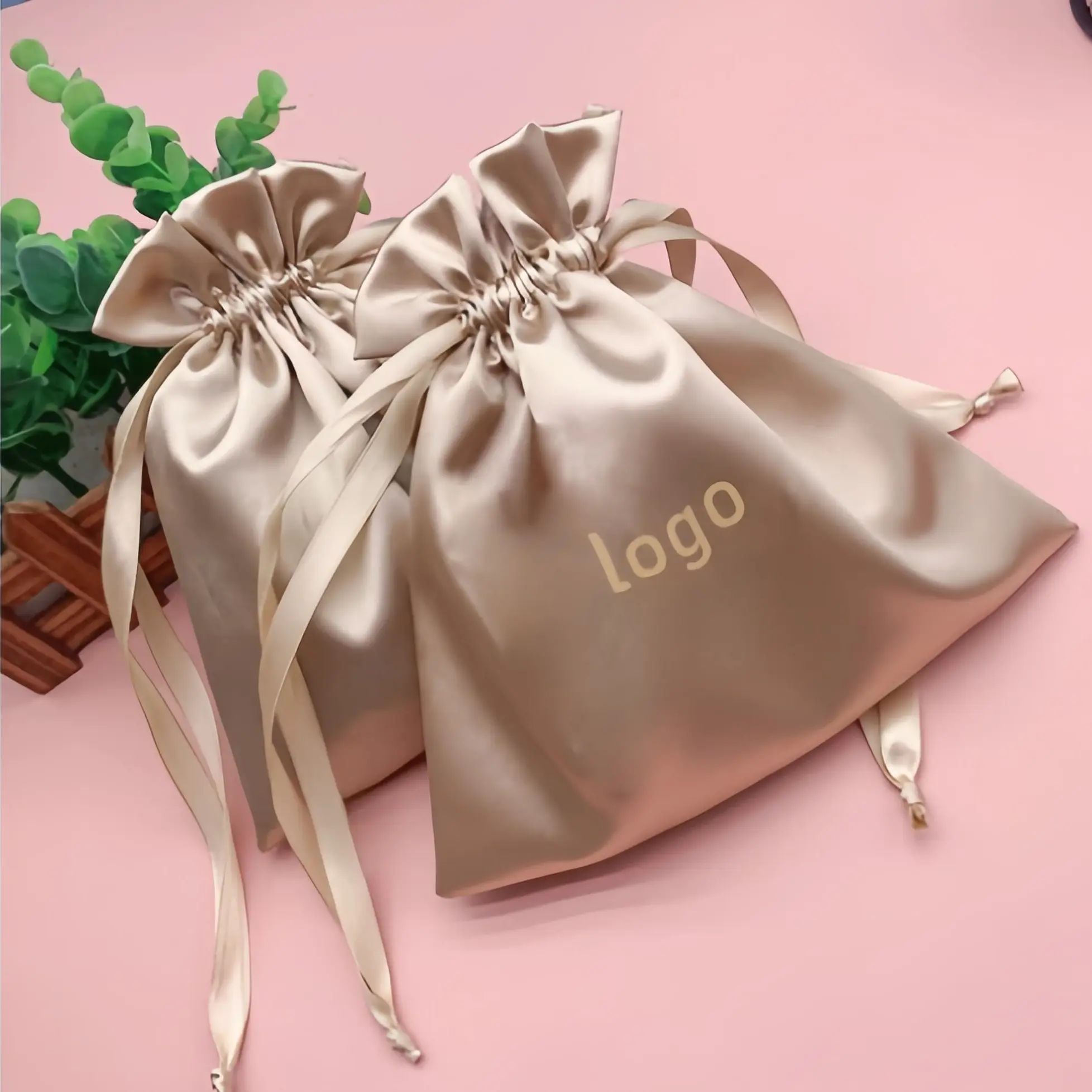 Ribbon-Closure-Bag.webp