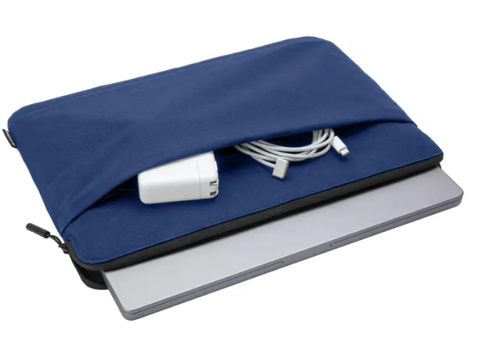 Neoprene vs Felt Laptop Sleeves: Which Material Should Buyers Choose?