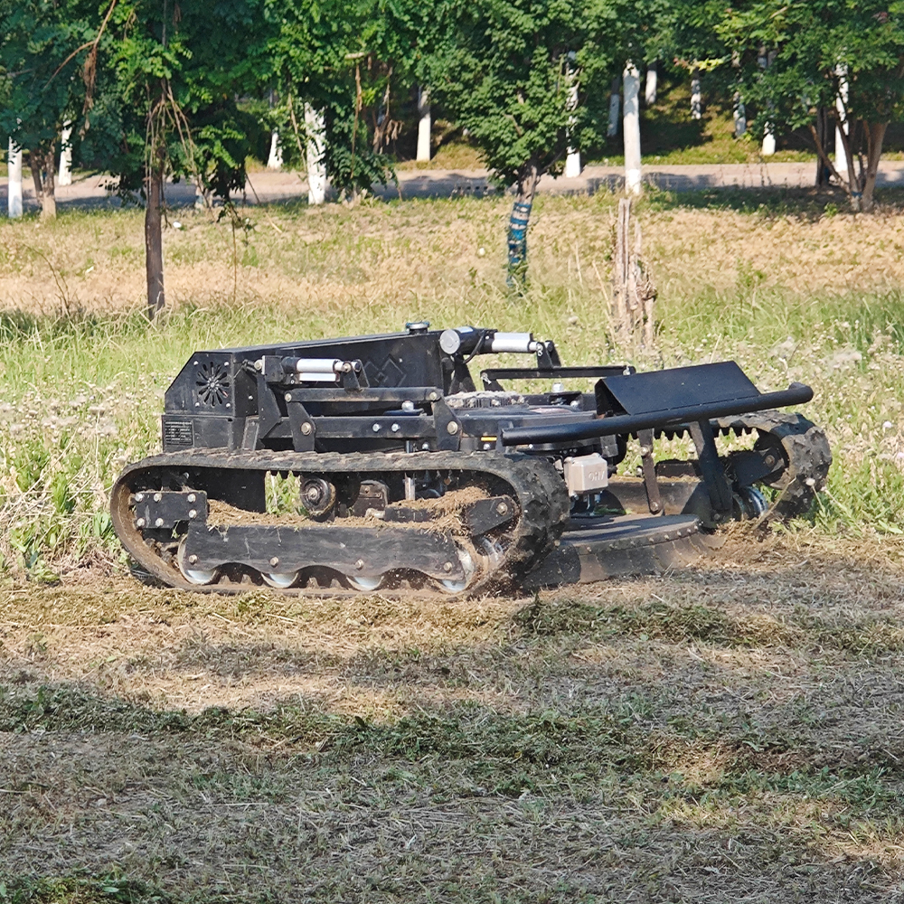 Novo produto na linha de ferramentas para jardim: podadeira de grama controlada remotamente