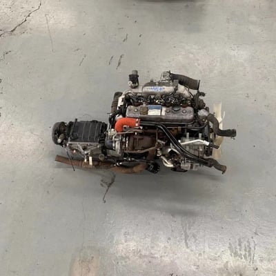 2,5L OEM Isuzu 4JB1T NKR Isuzu Diesel Motor Egnet til Lastbiler og Landbrugsfartøjer